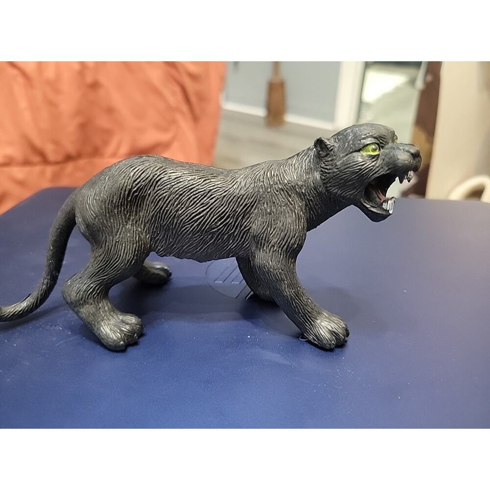 Vintage Black Panther Rubber Plastic Hong Kong Marked NF 3-1/4” X 6”